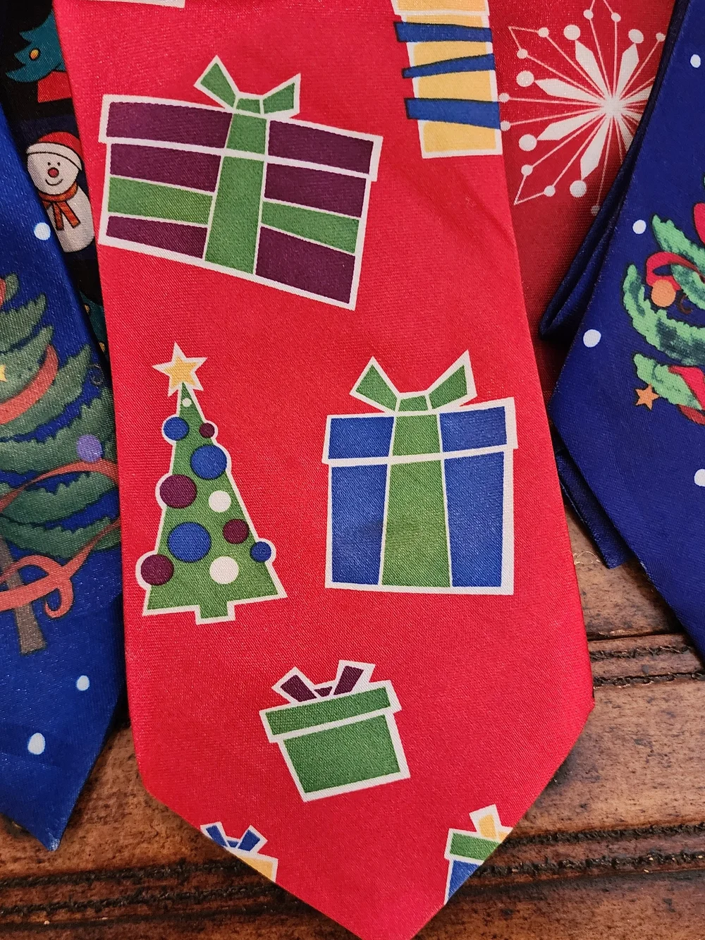 Christmas Novelty Necktie Lot of 5 Men’s Holiday Ties Musical Christmas Tree